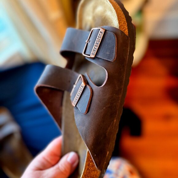 Birkenstock Unisex Arizona Soft Footbed Habana Oiled Leather Soft Footbed Sandal - Picture 1 of 4